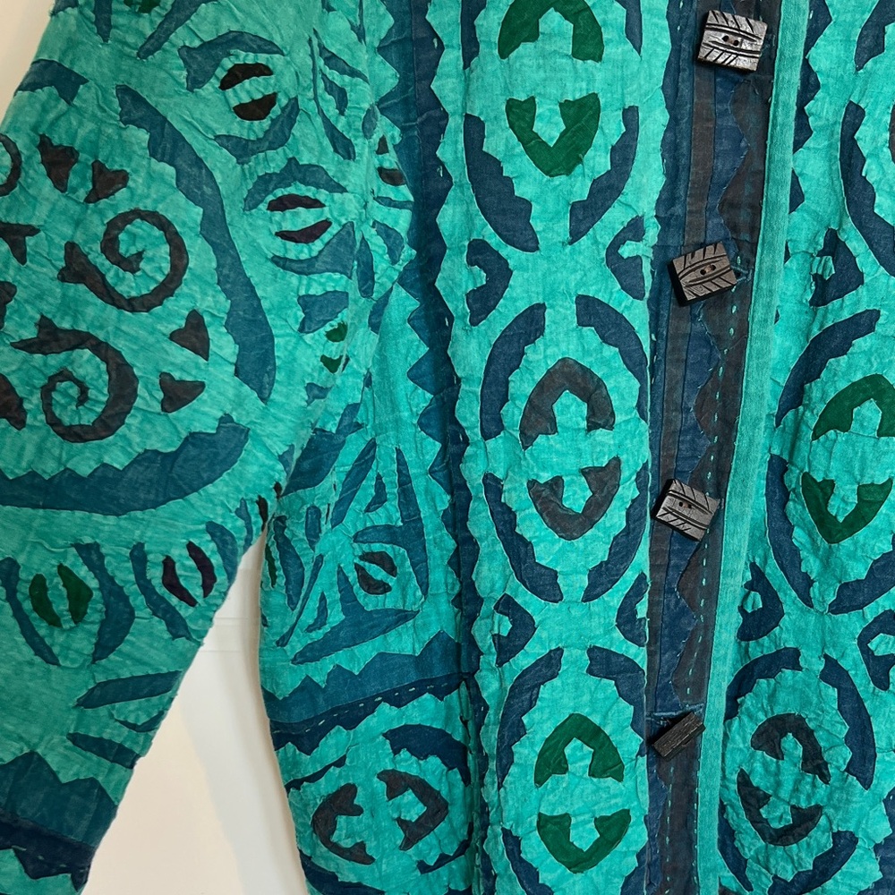 The Territory Ahead Vintage, Quilted, Appliqué Jacket with wood buttons - Sz XL - Picture 4 of 12